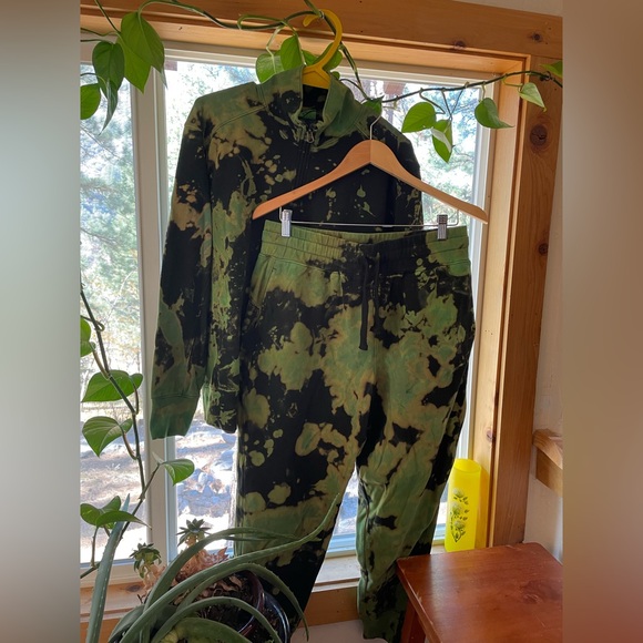 Customized Black and Green Tie-Dye Cotton Track Suit size L